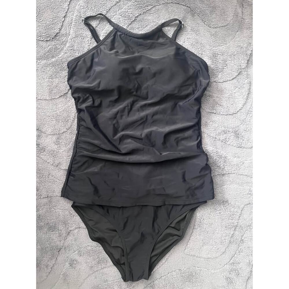 New 2pc Swimsuit Set Size Small